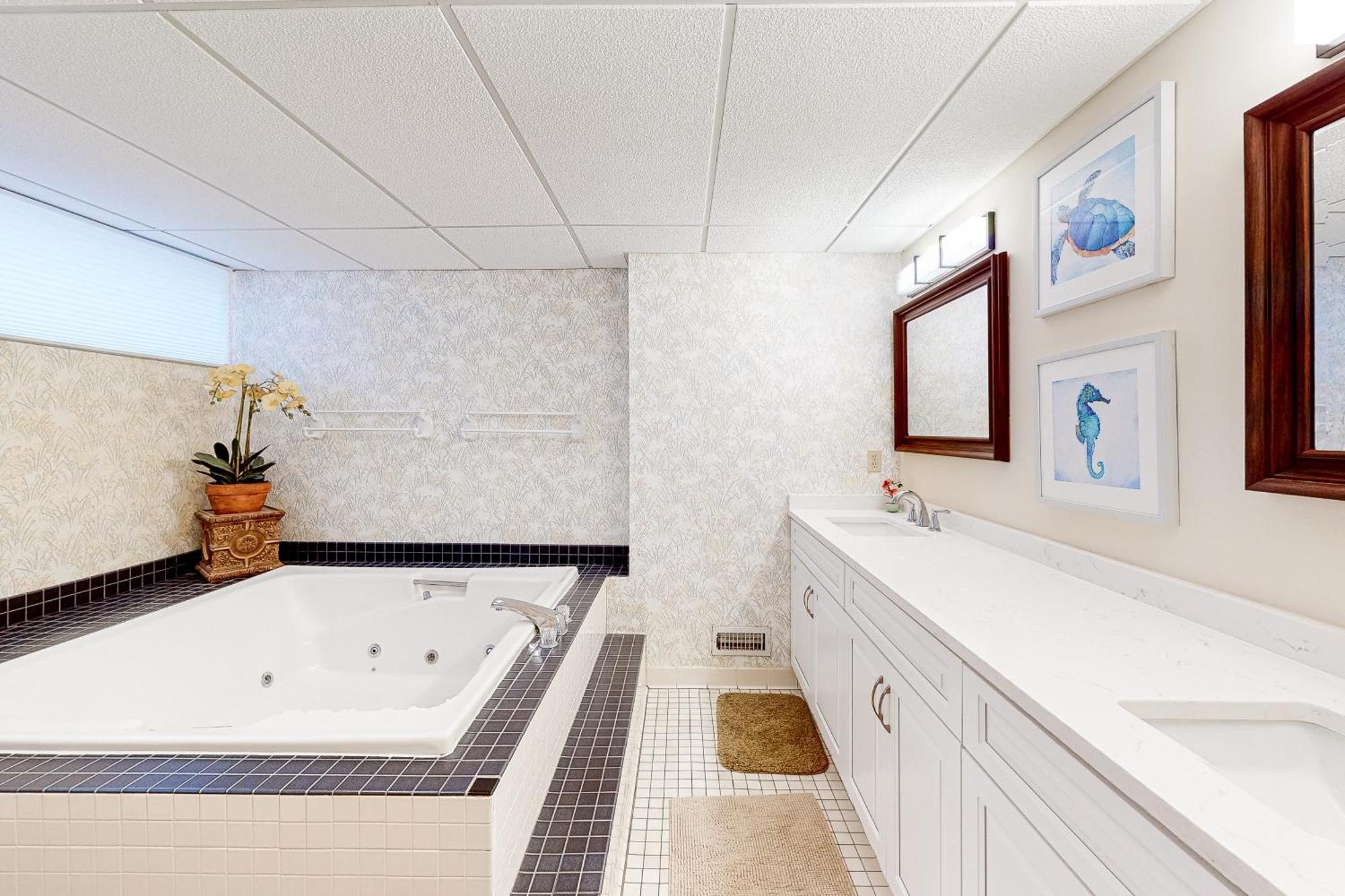 Rainbow Condos Ocean City Room photo